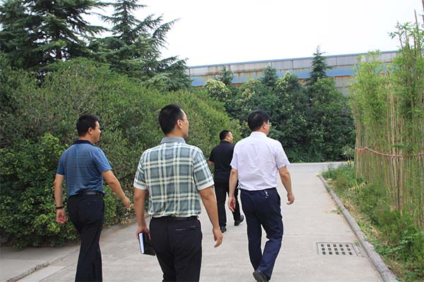 新乡经开区领导刘书记一行再顾bbin宝盈游戏